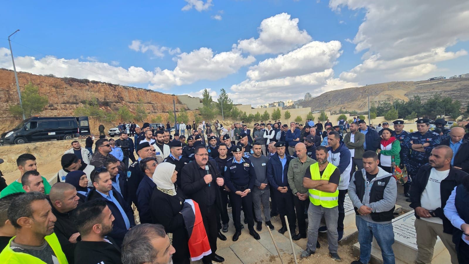 جانب من تشييع الطفلة أميرة الصباغ